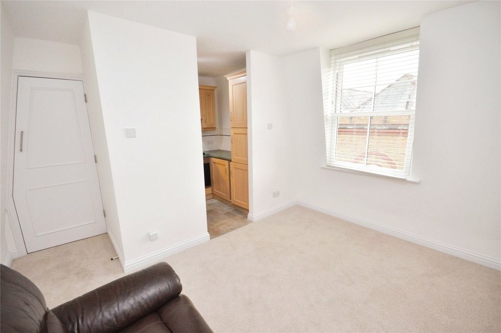 Property photo 2 of 7 Picture No. 03