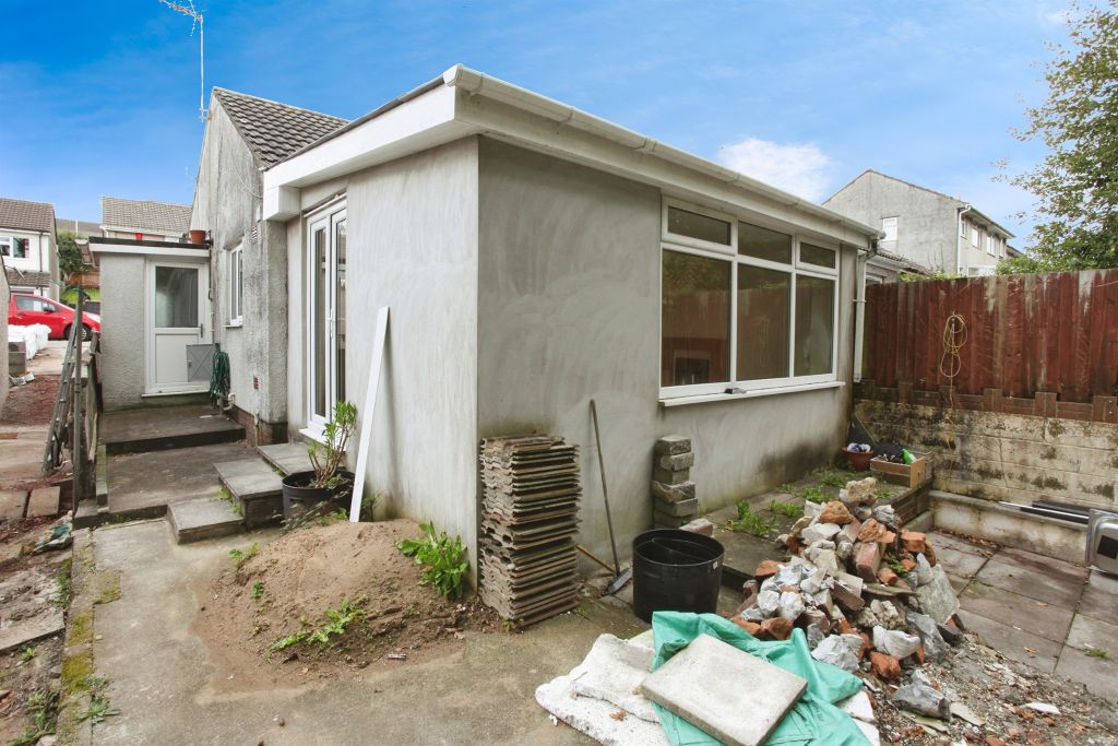 Property photo 2 of 16