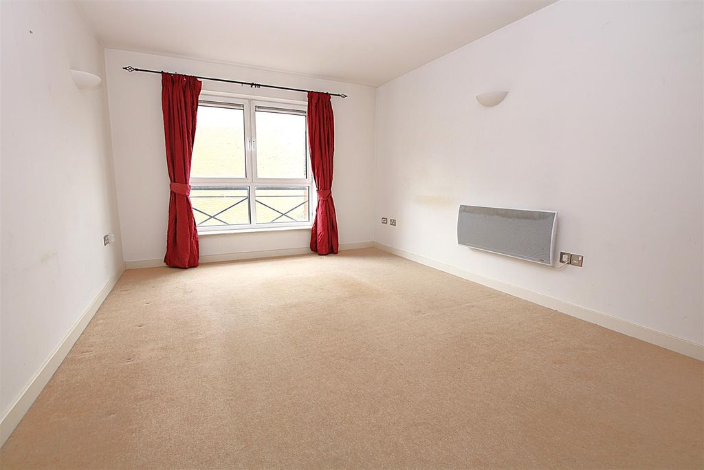 Property photo 3 of 10 Img_0124.Jpg