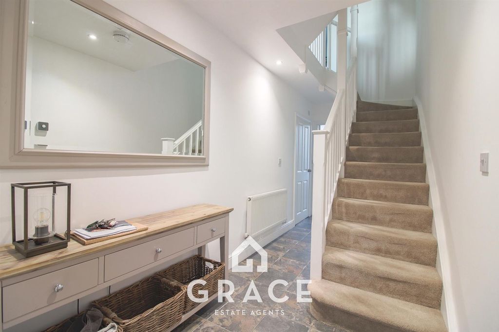 Property photo 2 of 15 Untitled_Hdr-2.Jpg