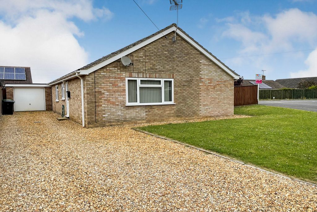 Property photo 2 of 13