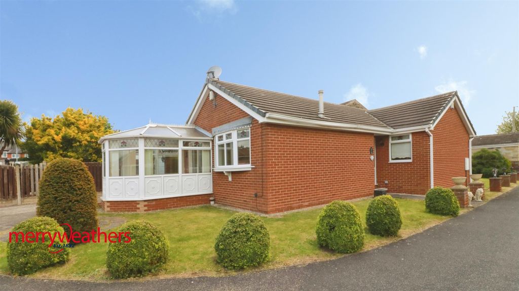 Property photo 1 of 16