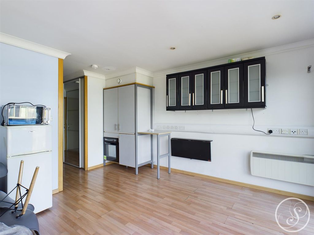 Property photo 3 of 4 Cam00828P1-Pr0048-Still03.Jpg