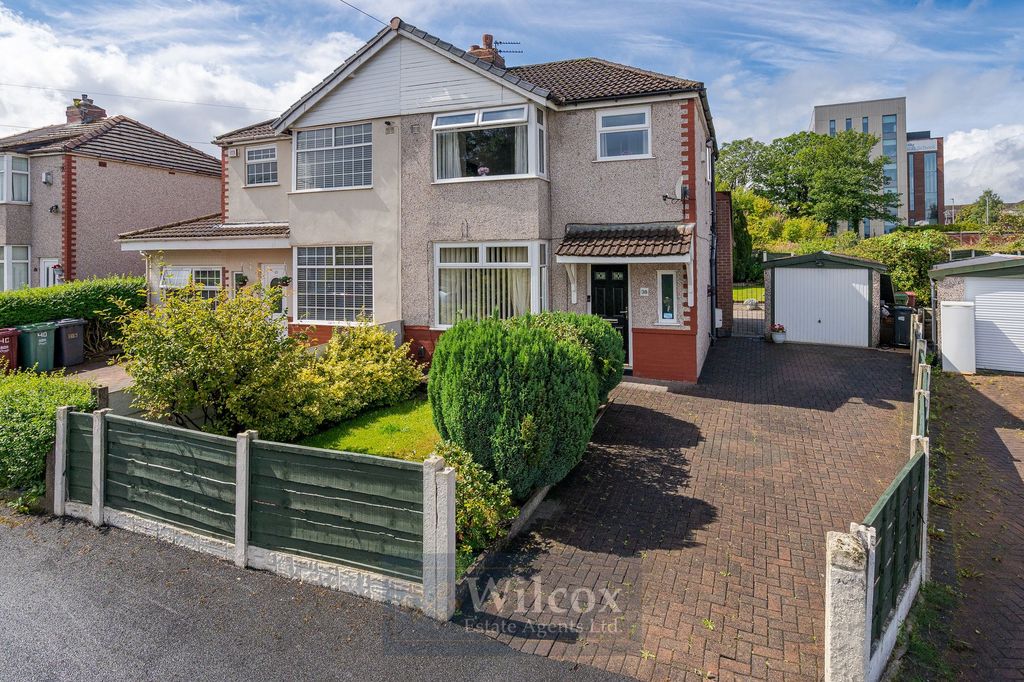 Property photo 1 of 26