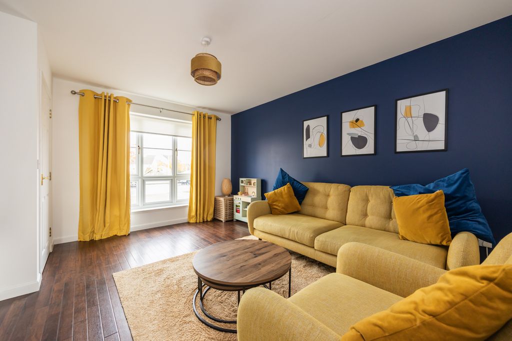 Property photo 2 of 20 Property Image 2