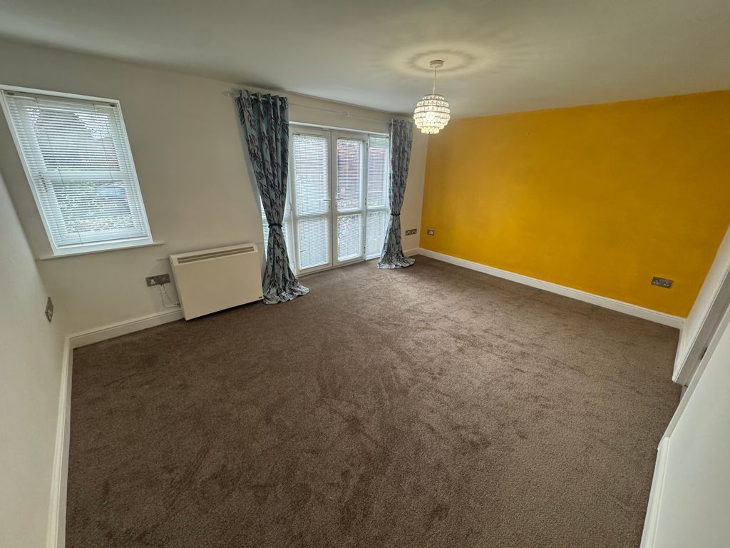 Property photo 2 of 20