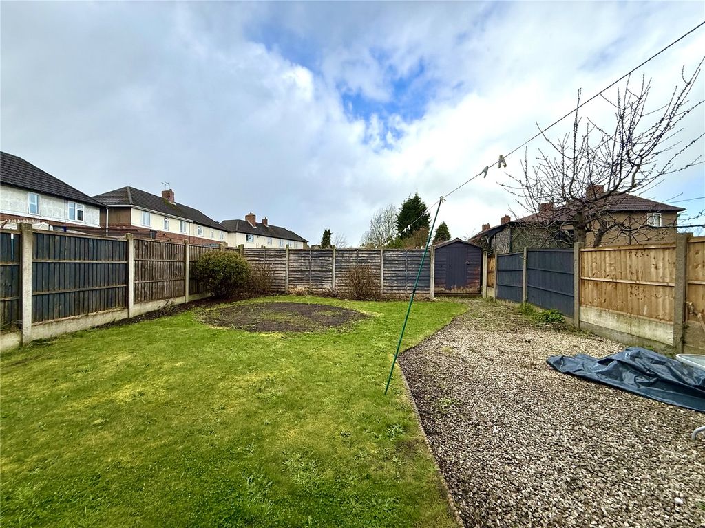 Property photo 2 of 13 Picture No. 11