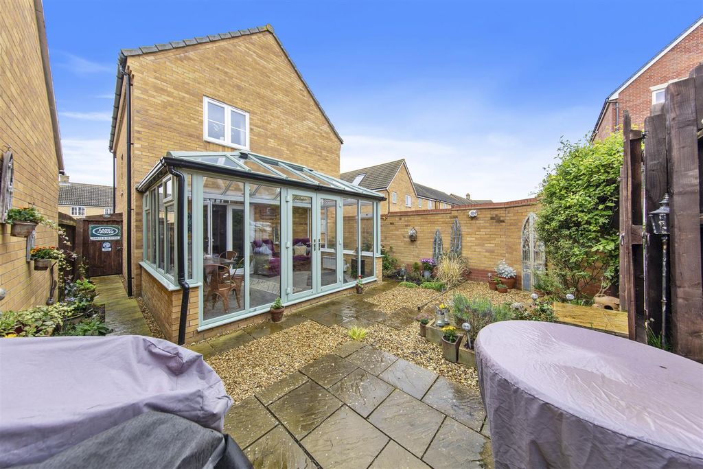 Property photo 3 of 28 83Creedrdweb09.Jpg