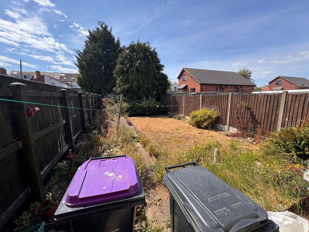 Property photo 2 of 4