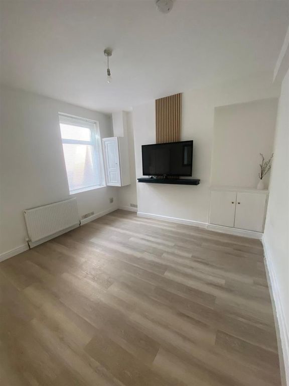 Additional image 5 of 4 bed terraced house to rentBrook Street, Treforest, Pontypridd CF37