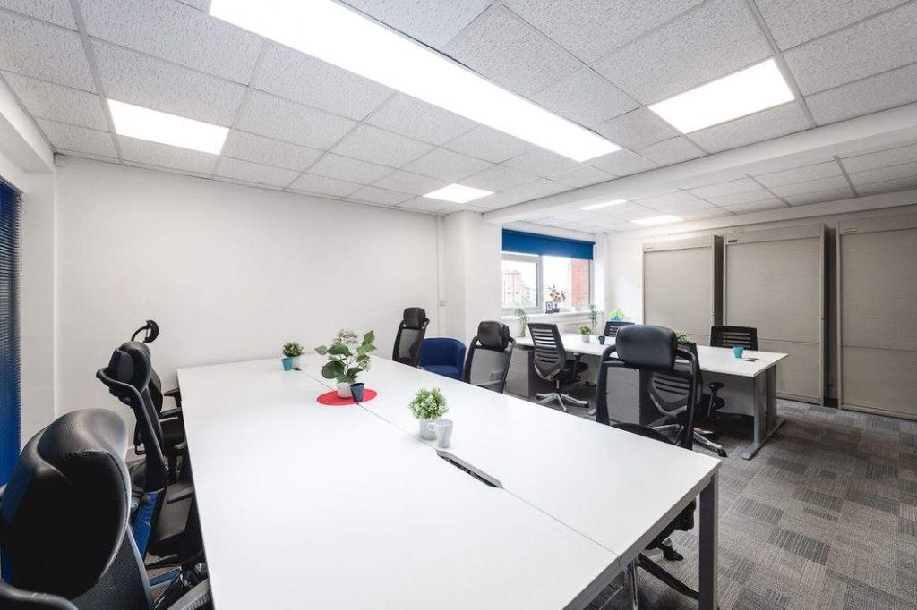 Property photo 2 of 8