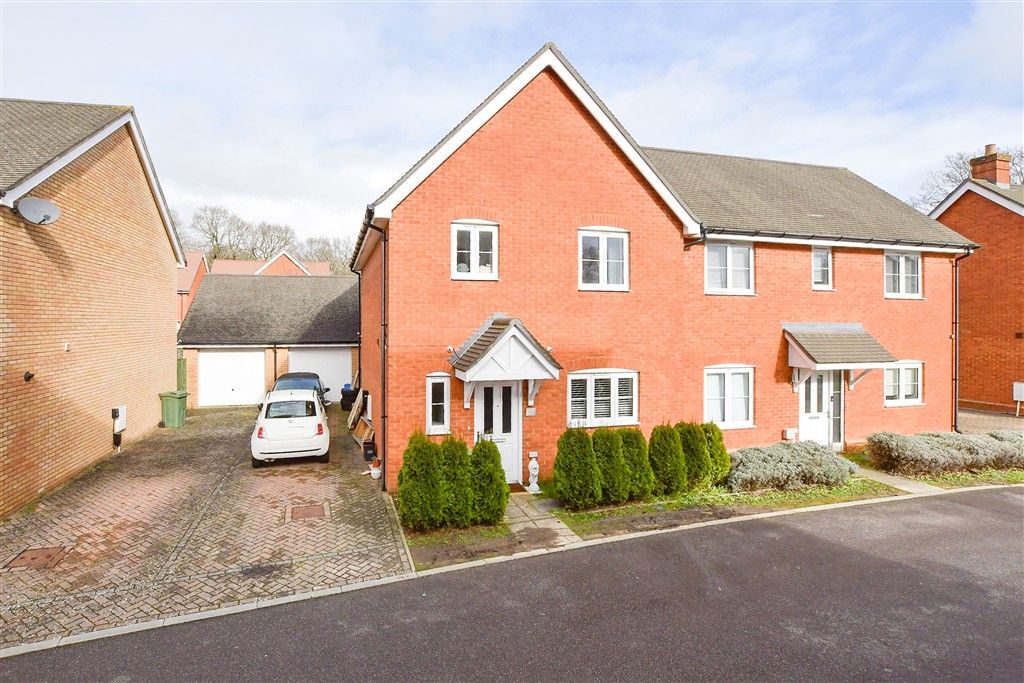 Property photo 1 of 10 External (Web) 1