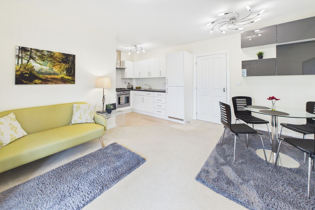 Property photo 3 of 19