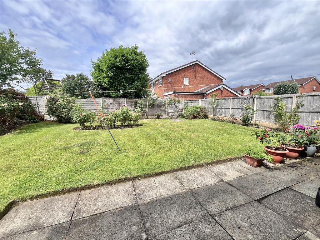 Property photo 2 of 24