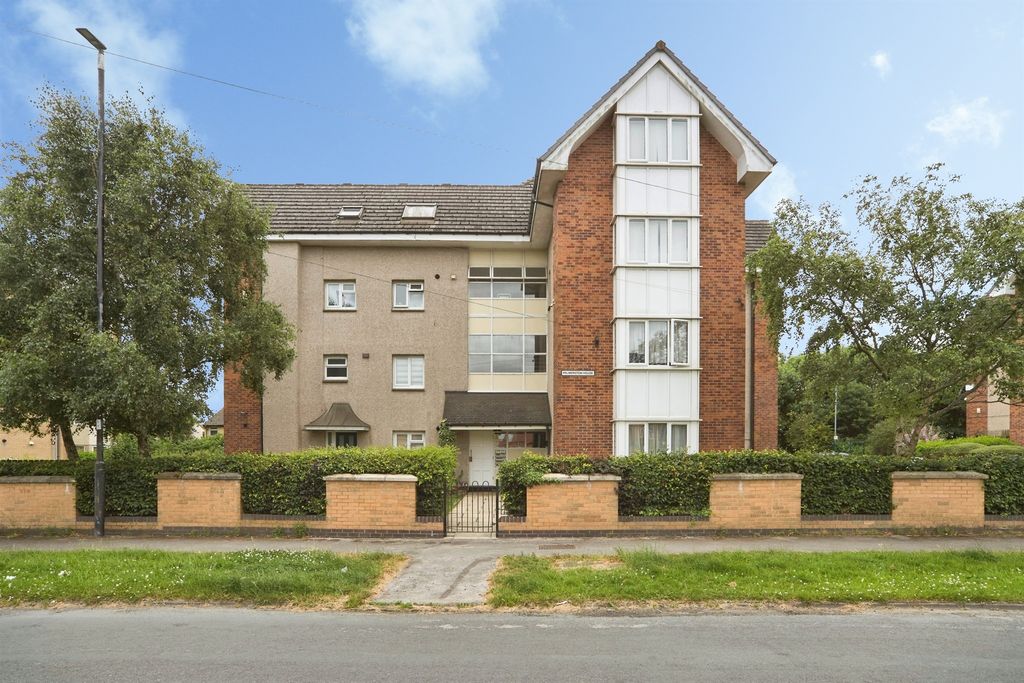 Property photo 1 of 16