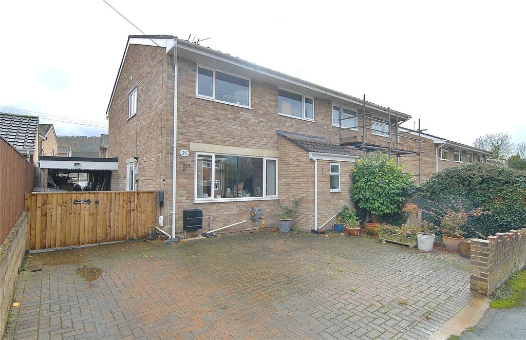 Property photo 1 of 18 Picture No. 09