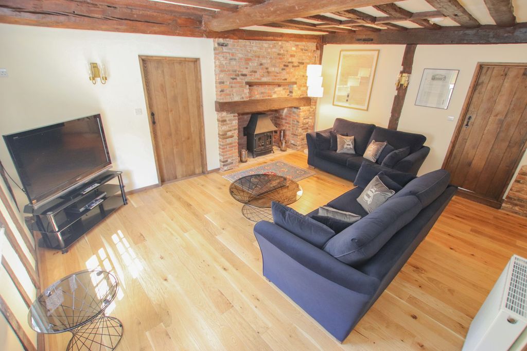 Property photo 3 of 16