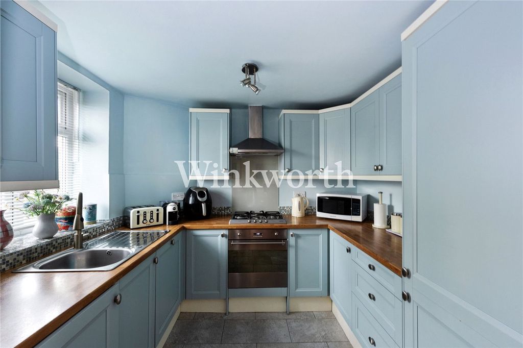 Property photo 2 of 23 Picture No. 03