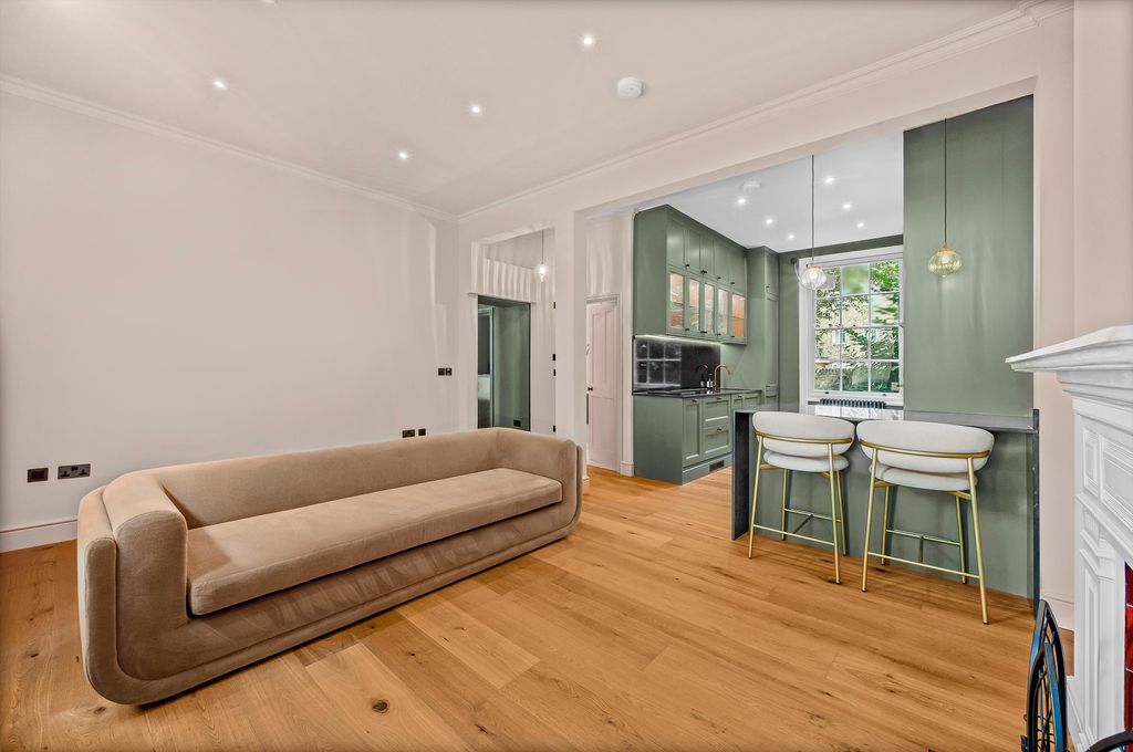Property photo 2 of 13 Image