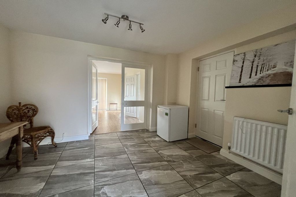 Additional image 6 of 3 bed semi-detached house for saleSt Francis Close, Abergavenny NP7