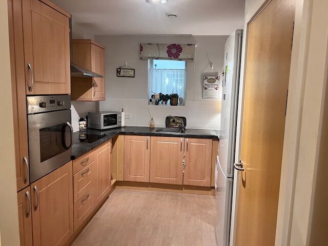 Property photo 3 of 9 Kitchen- 49 Alexandra Place.Jpg