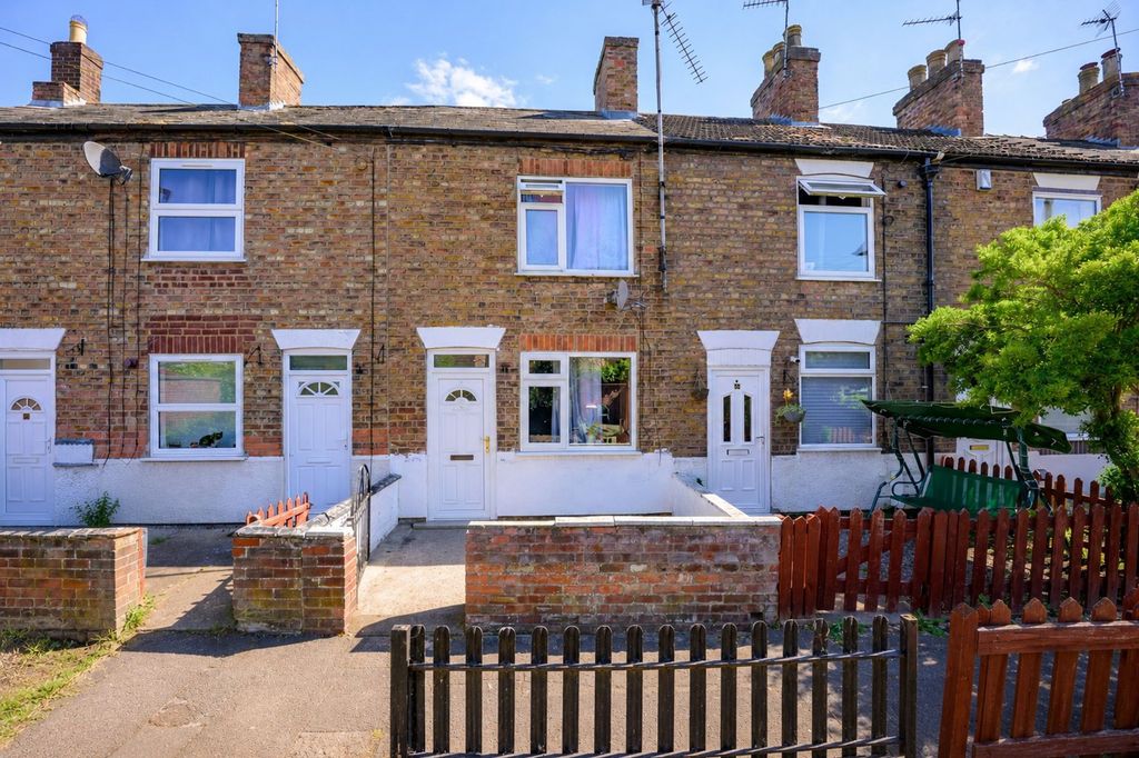 Property photo 1 of 17