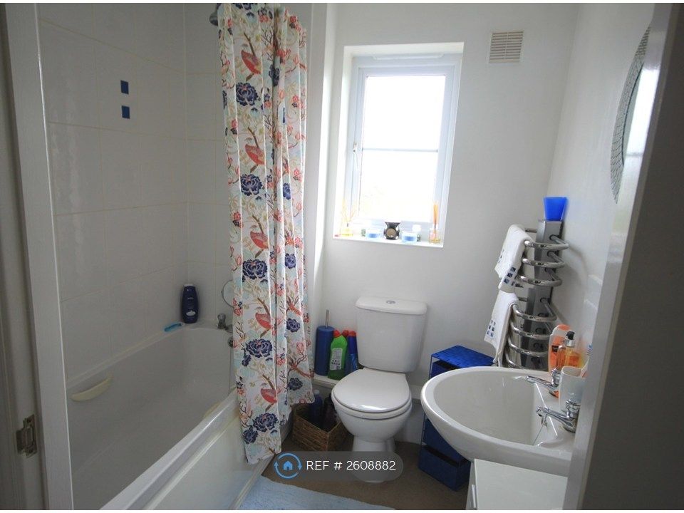 Property photo 3 of 6 Bathroom With Shower Over