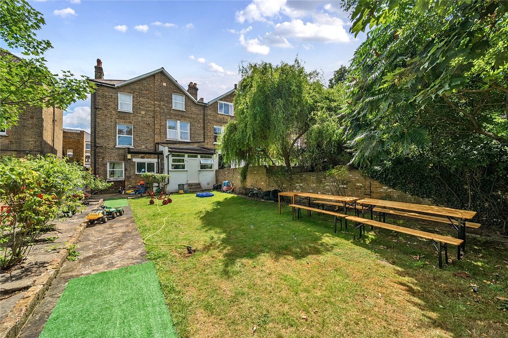 Property photo 3 of 17 Picture No. 09