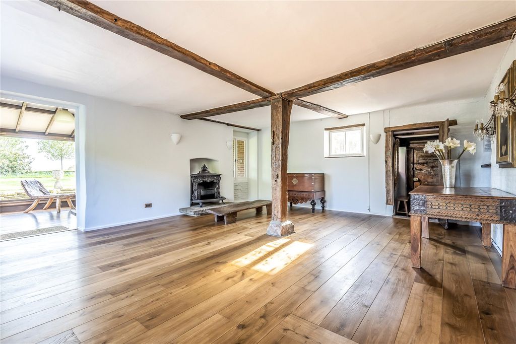 Property photo 3 of 12 Living Room
