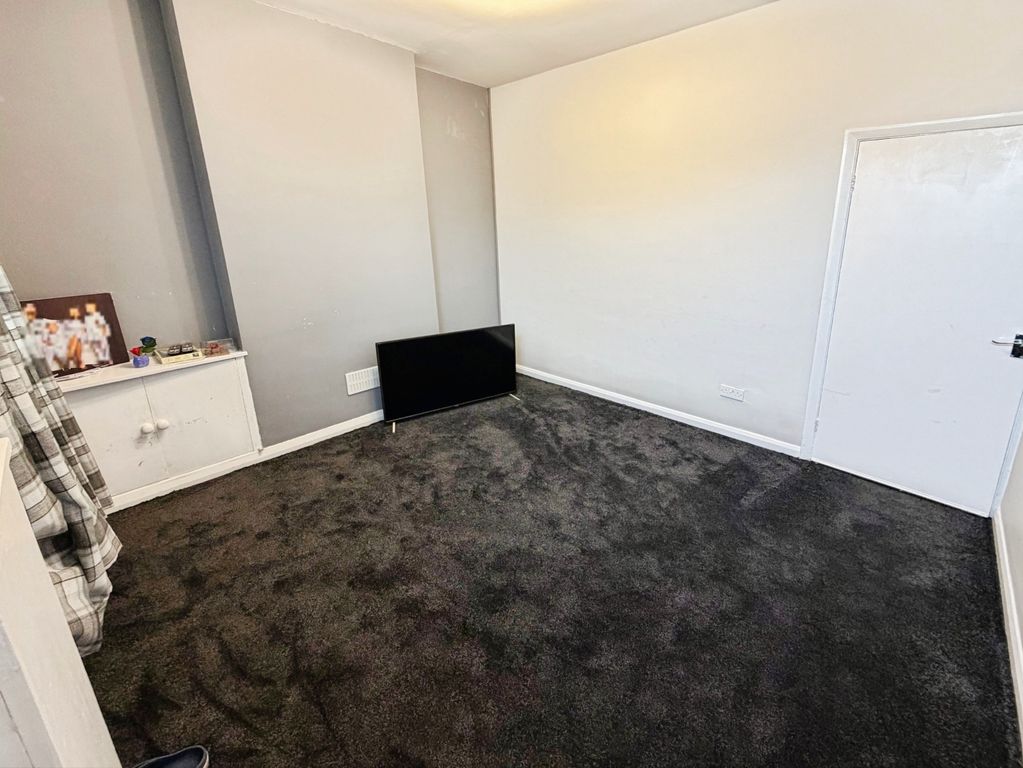 Property photo 2 of 9 Lounge