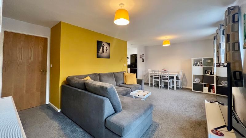 Property photo 3 of 11 Photo 5