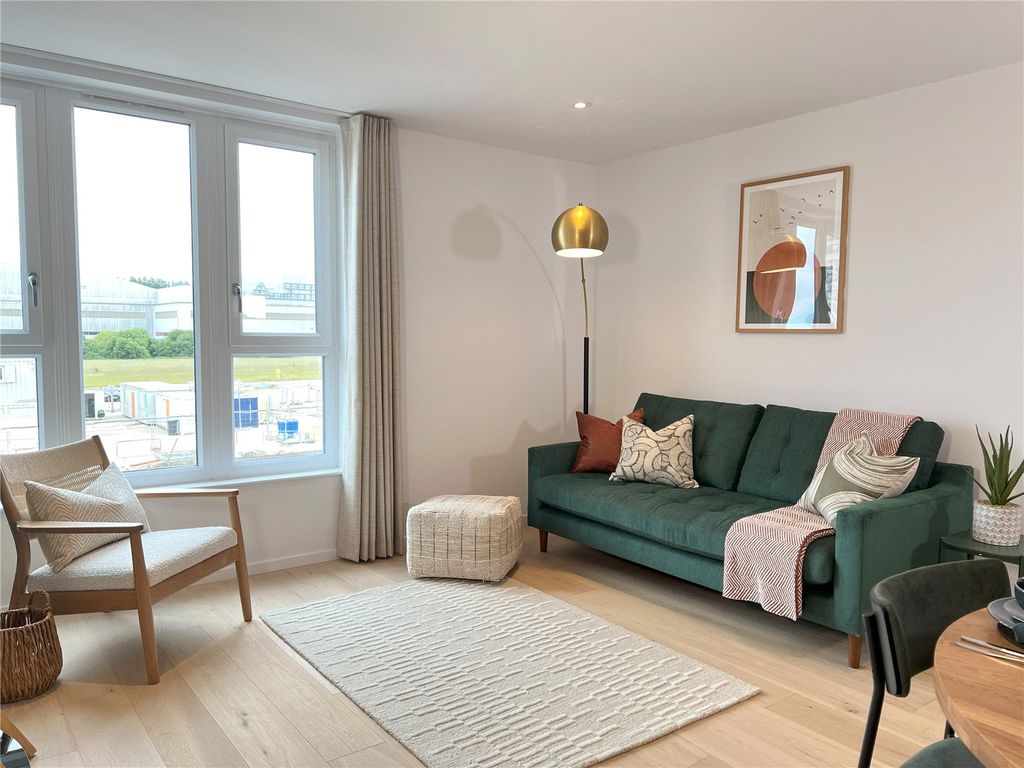 Property photo 2 of 10 View Unit