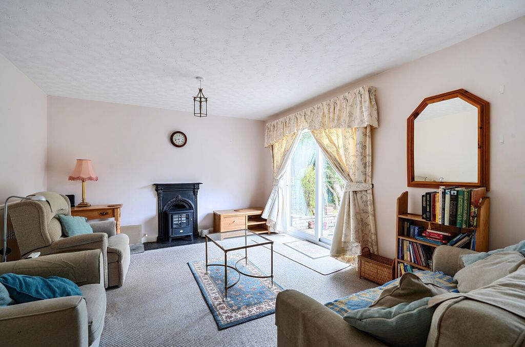 Property photo 3 of 12 1476842-24-6A33d8...