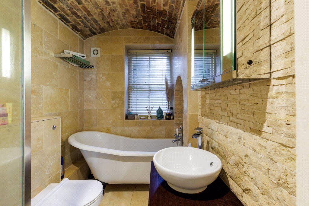 Additional image 6 of 2 bed flat for saleGuildford, Surrey GU1
