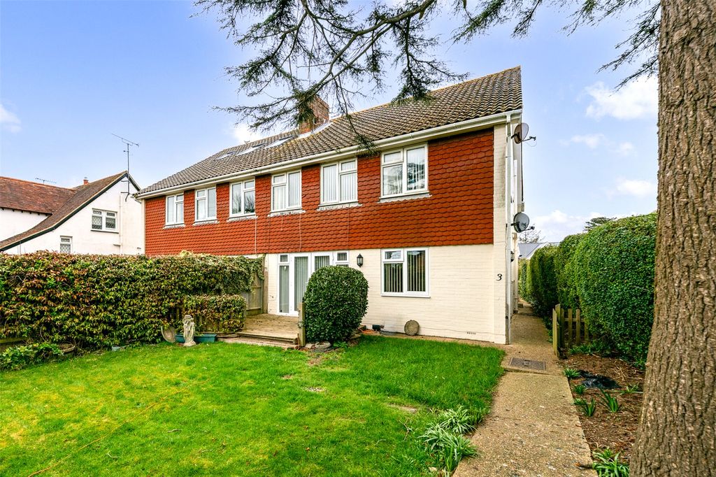 Property photo 1 of 14 Picture No. 11