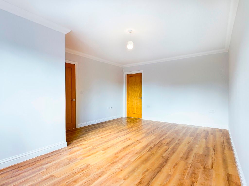 Additional image 4 of 3 bed semi-detached house to rentGendros Crescent, Gendros, Swansea SA5