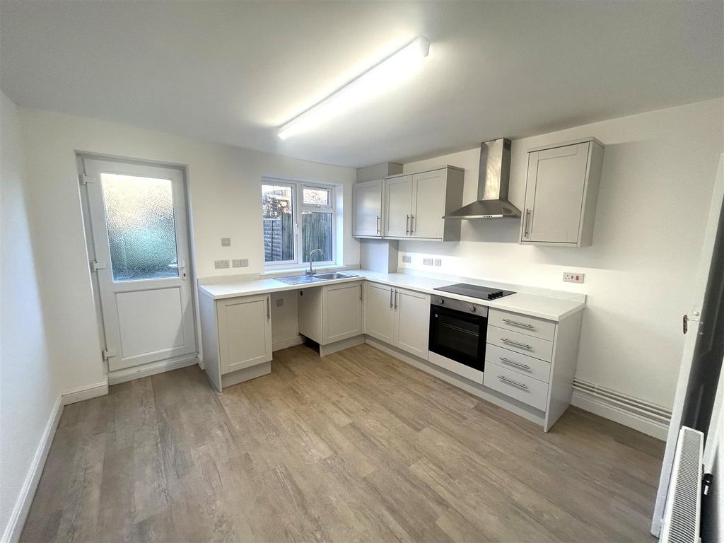 Property photo 2 of 8 18N1.Jpeg