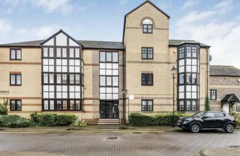 Property photo 1 of 5 1