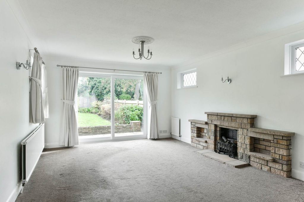 Property photo 3 of 15