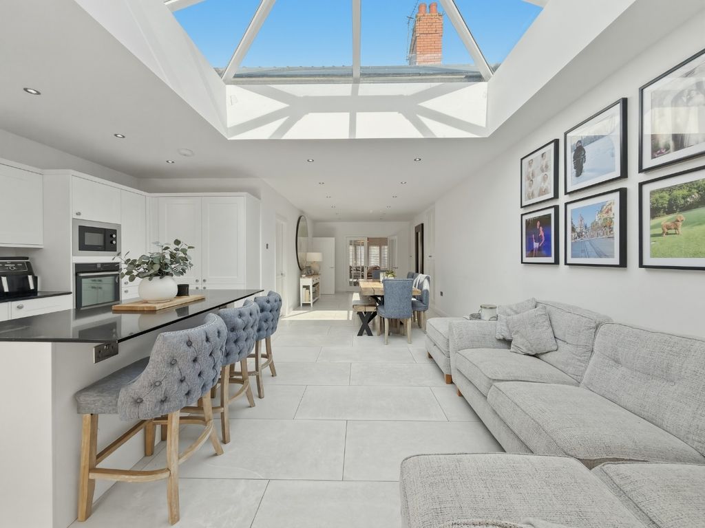Property photo 2 of 27 5106154