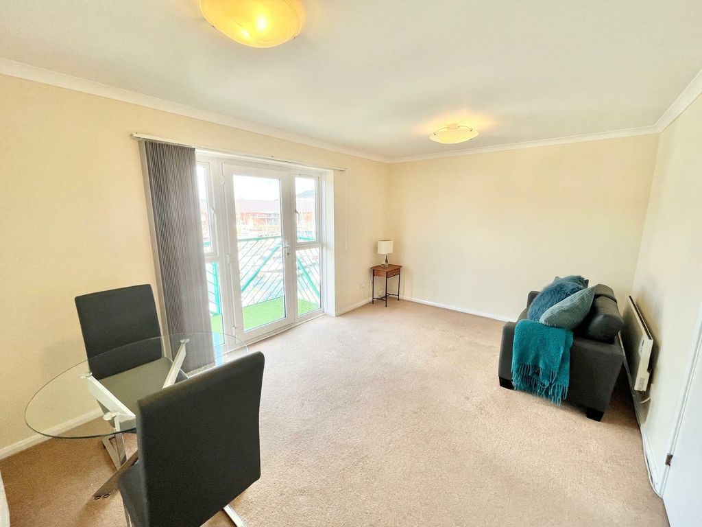 Property photo 1 of 27