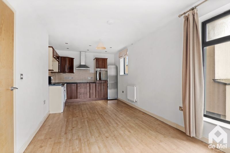 Property photo 2 of 10 Photo 1