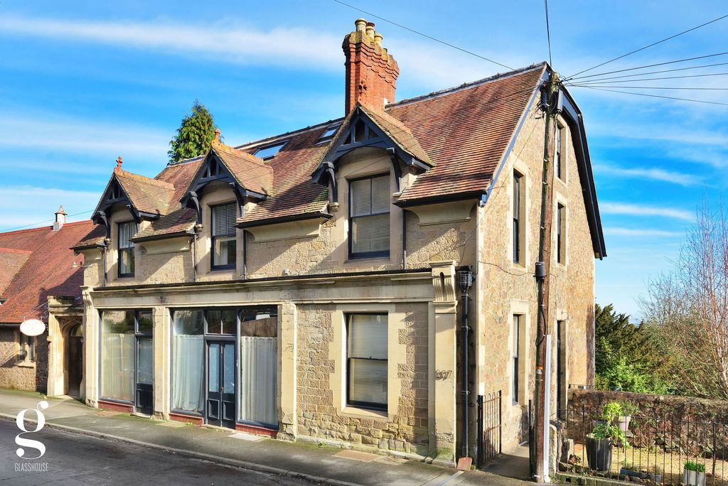 Property photo 1 of 63