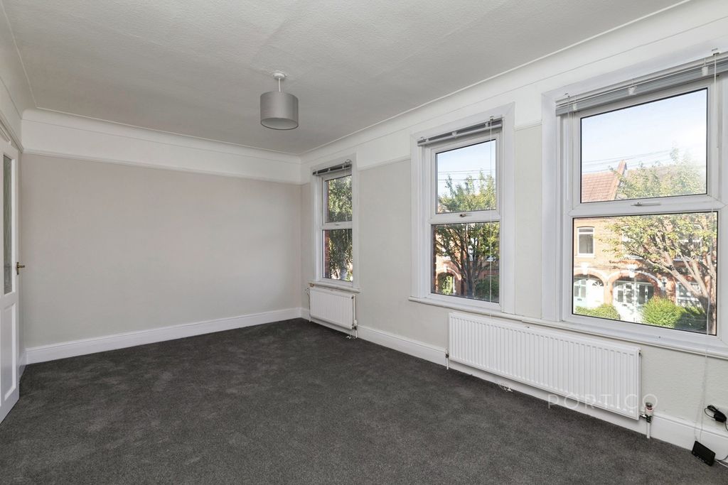 Property photo 2 of 13 Pbox-Img.Jpg