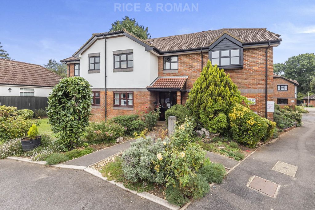 Property photo 1 of 10