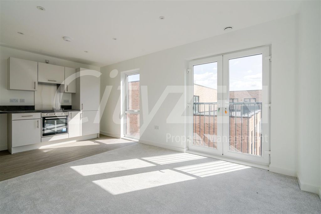 Property photo 2 of 15 Reception