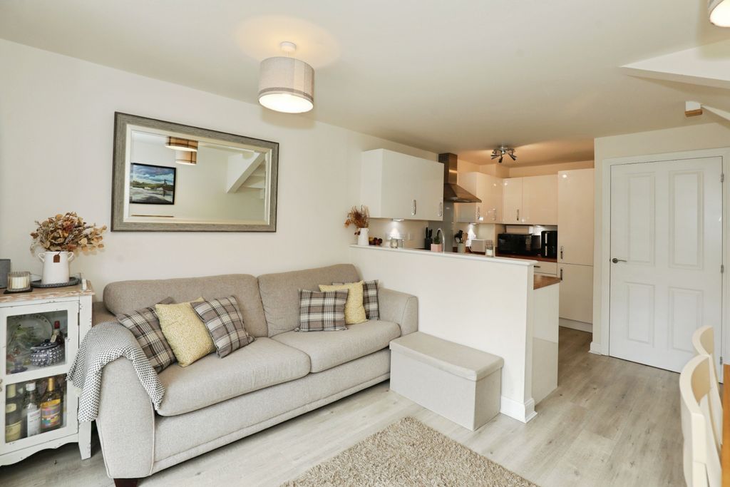 Property photo 2 of 20 Living Kitchen Diner