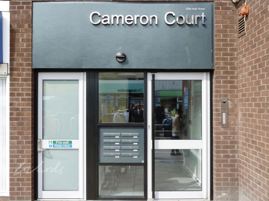 Property photo 1 of 7 Cameron Front