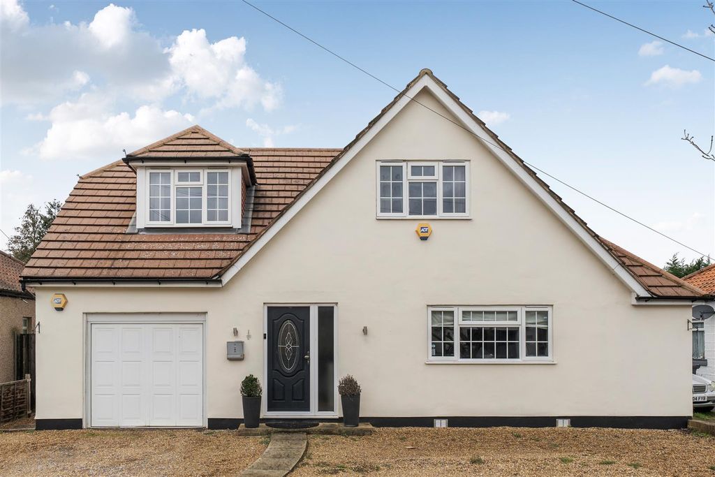 Property photo 1 of 20 Front External