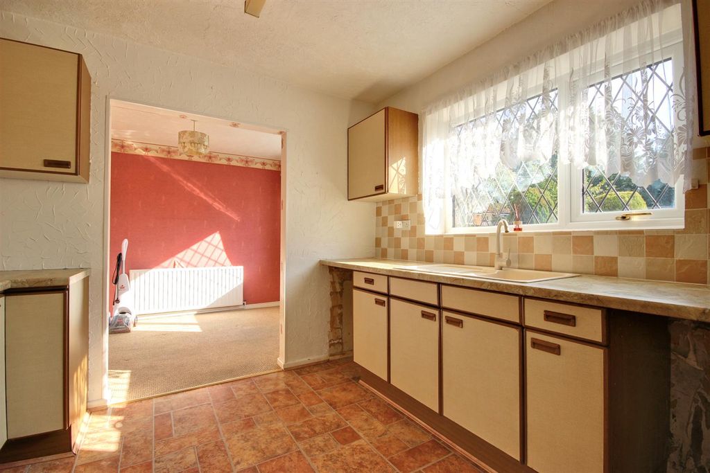 Property photo 3 of 15